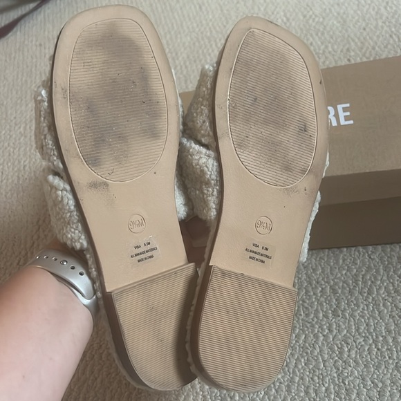 Cushionaire ‘Visa’ cream cozy slides sandals size 9.5 - Picture 6 of 7